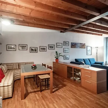 Apartamento Il Balcone Della Corte - Downtown Como