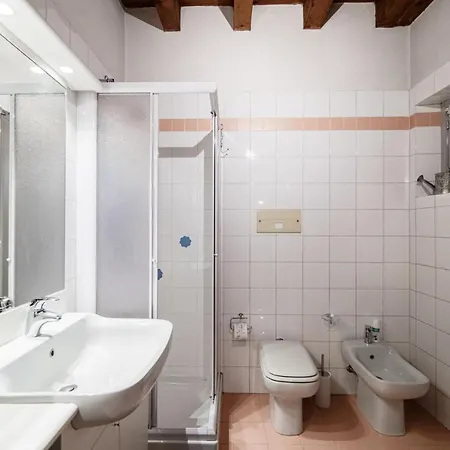 Il Balcone Della Corte - Downtown Apartment Como